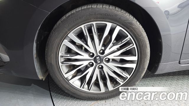 Kia K7 из Кореи Encar