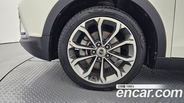 Ssangyong TIBOLI из Кореи Encar