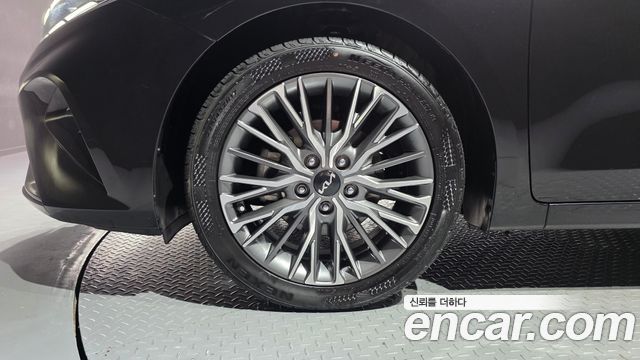 Kia K3 из Кореи Encar