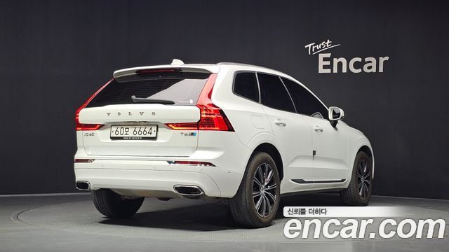 Volvo XC60 T6 Inscription — пробег 179 801 км — фото 2 из 5
