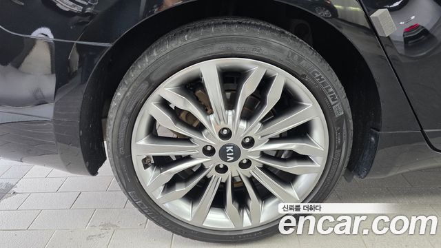Kia K7 из Кореи Encar