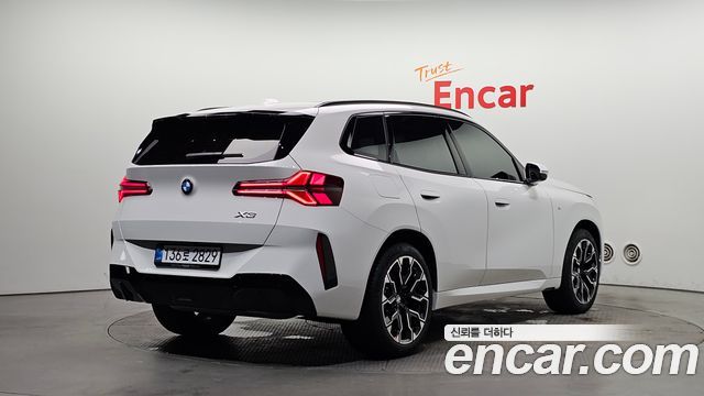 BMW X3 xDrive 20 M Sport Pro — пробег 30 077 км — фото 2 из 5