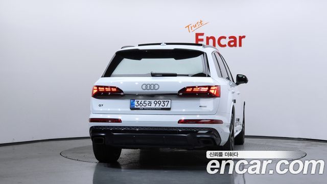Audi Q7 50 TDI Quattro Premium — пробег 15 248 км — фото 4 из 5