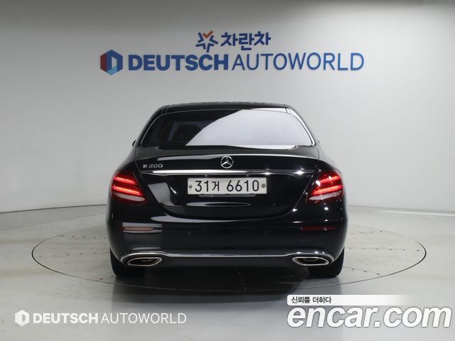 Mercedes-Benz E-Class из Кореи Encar