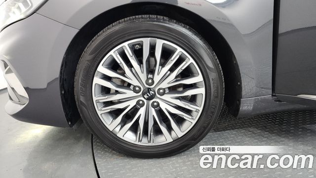 Kia K7 из Кореи Encar