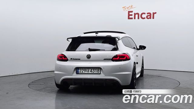Volkswagen Scirocco 2.0 TSI R — пробег 92 533 км