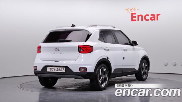 Hyundai Venue из Кореи Encar