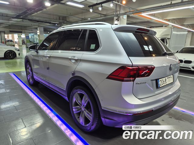 Volkswagen Tiguan 2.0 TDI 4Motion Prestige — пробег 83 000 км — фото 5 из 5