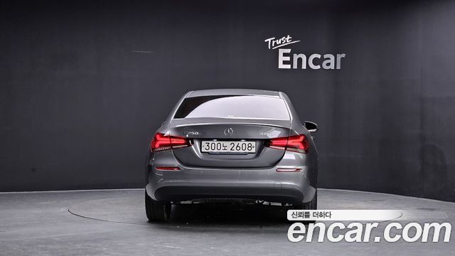 Mercedes-Benz A-Class A250 4MATIC Sedan — пробег 3 264 км — фото 4 из 5