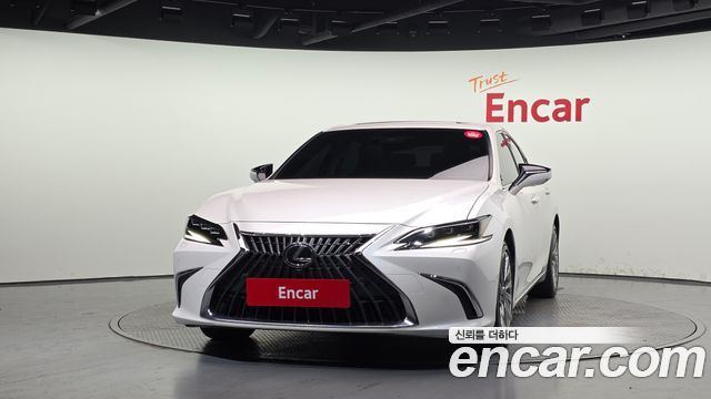 Lexus ES Executive — пробег 105 576 км — фото 3 из 5