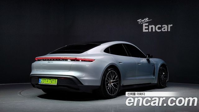 Porsche Taycan из Кореи Encar
