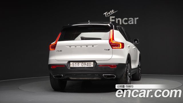 Volvo XC40 из Кореи Encar