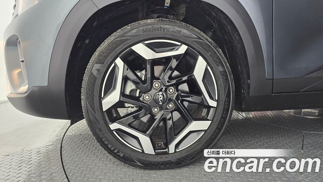 Kia Seltos из Кореи Encar