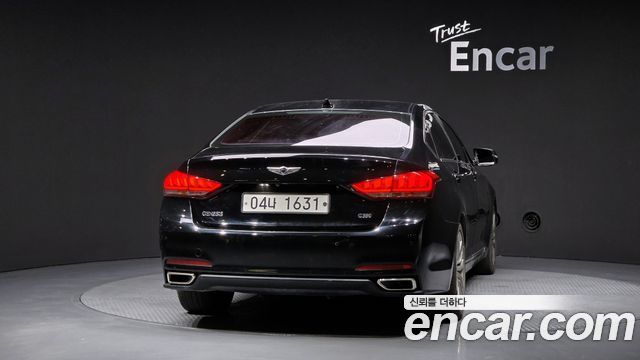 Hyundai Genesis из Кореи Encar