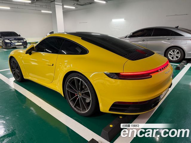Porsche 911 Carrera S — пробег 71 567 км — фото 2 из 5