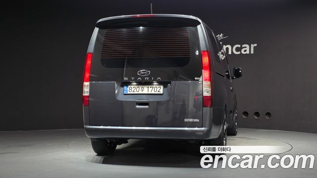 Hyundai Staria из Кореи Encar