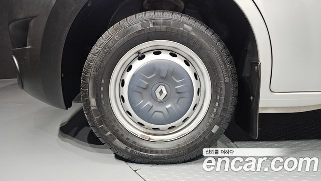 Renault (Samsung) Master 2.3 Van L — пробег 14220 км