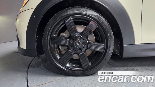 Mini Cooper Convertible из Кореи Encar