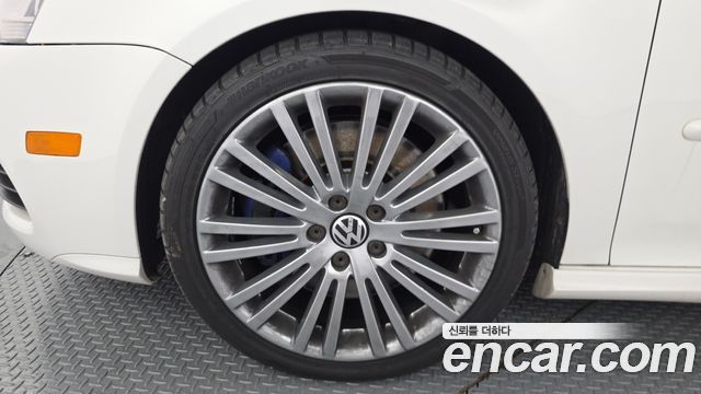 Volkswagen Golf R32 — пробег 92 414 км — фото 5 из 5