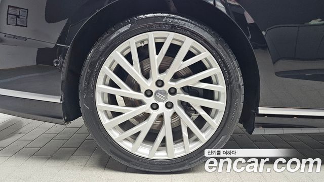 Audi A8 из Кореи Encar