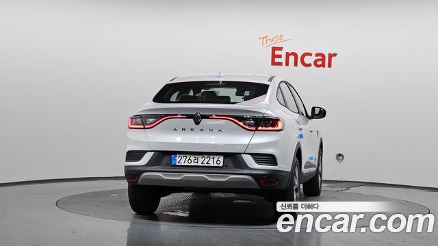 Renault (Samsung) Arkana 1.6 GTe Iconic — пробег 8 км — фото 4 из 5
