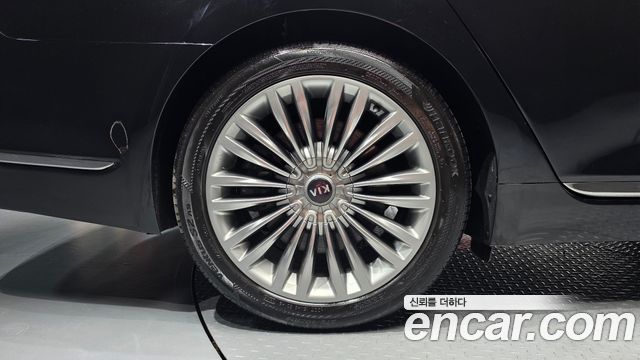 Kia K9 из Кореи Encar