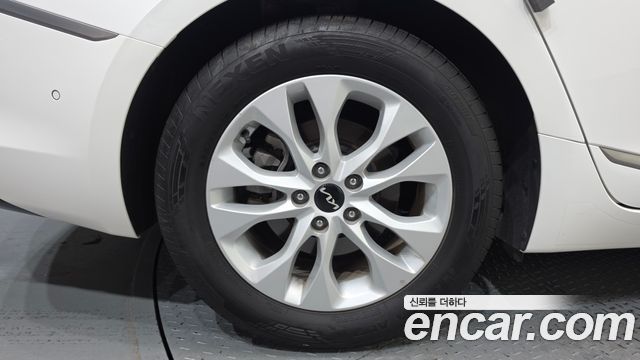 Kia K8 из Кореи Encar