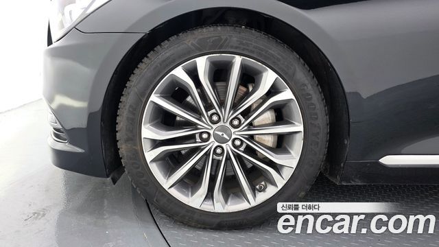 Hyundai Genesis из Кореи Encar
