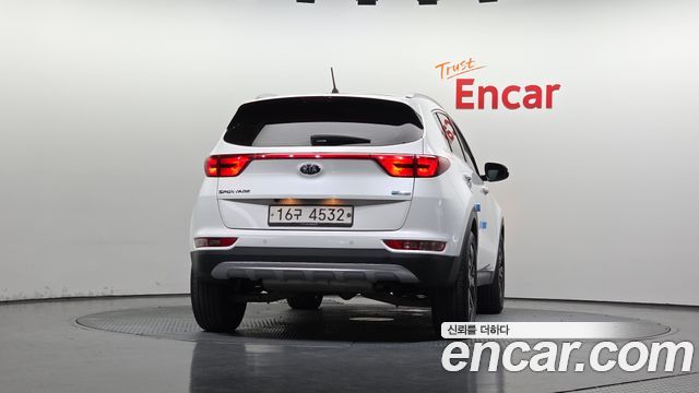 Kia Sportage из Кореи Encar