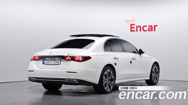 Mercedes-Benz E-Class из Кореи Encar