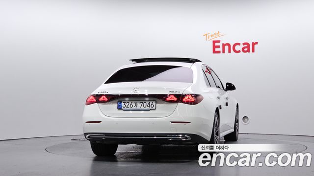 Mercedes-Benz E-Class из Кореи Encar