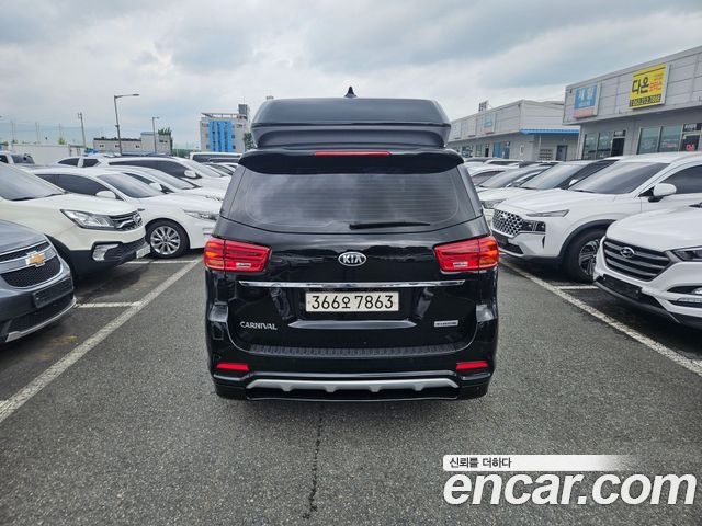 Kia Carnival из Кореи Encar