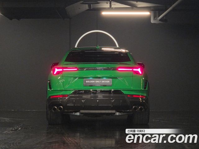 Lamborghini Urus из Кореи Encar