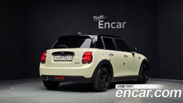 Mini Cooper из Кореи Encar