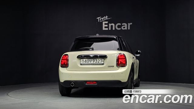 Mini Cooper из Кореи Encar