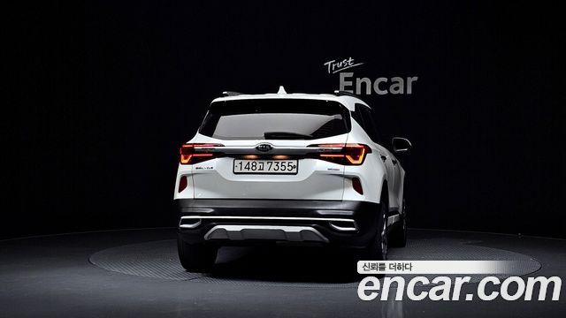 Kia Seltos из Кореи Encar