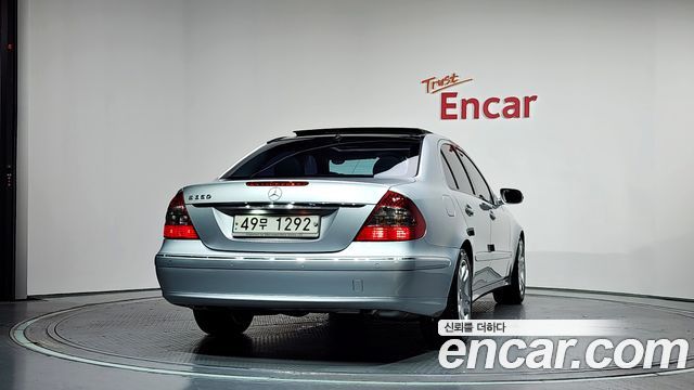 Mercedes-Benz E-Class из Кореи Encar