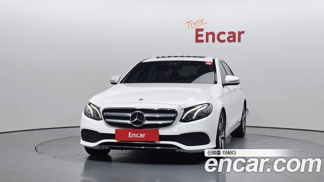 Mercedes-Benz E-Class из Кореи Encar