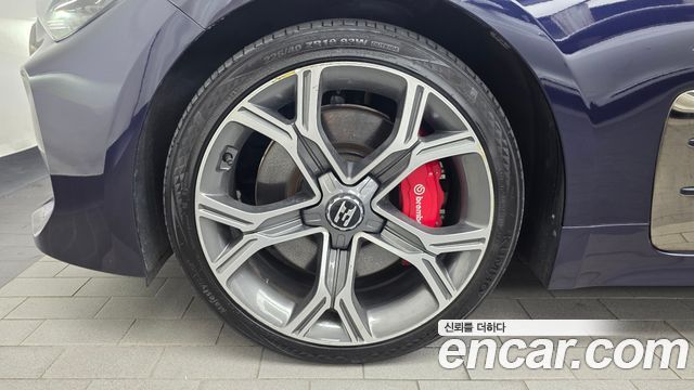 Kia Stinger из Кореи Encar