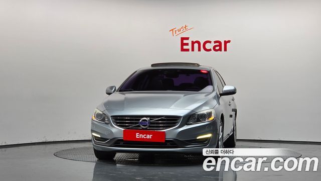 Volvo S60 D2 2nd — пробег 193 022 км — фото 3 из 5