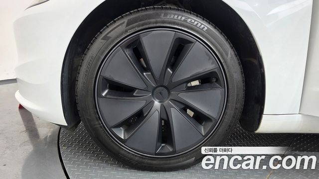 Tesla Model 3 RWD — пробег 47 900 км — фото 5 из 5