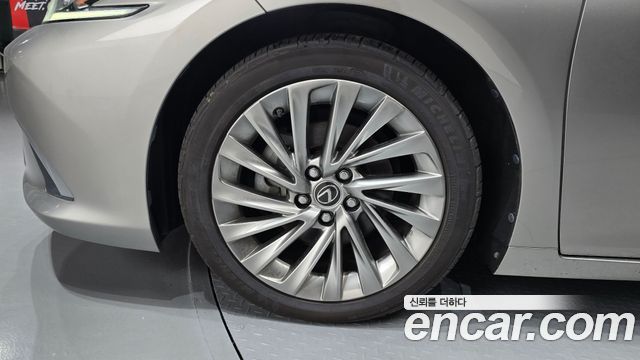Lexus ES из Кореи Encar