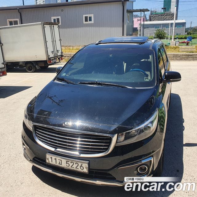 Kia Carnival 9-seater Prestige — пробег 510000 км