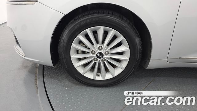 Kia K7 из Кореи Encar