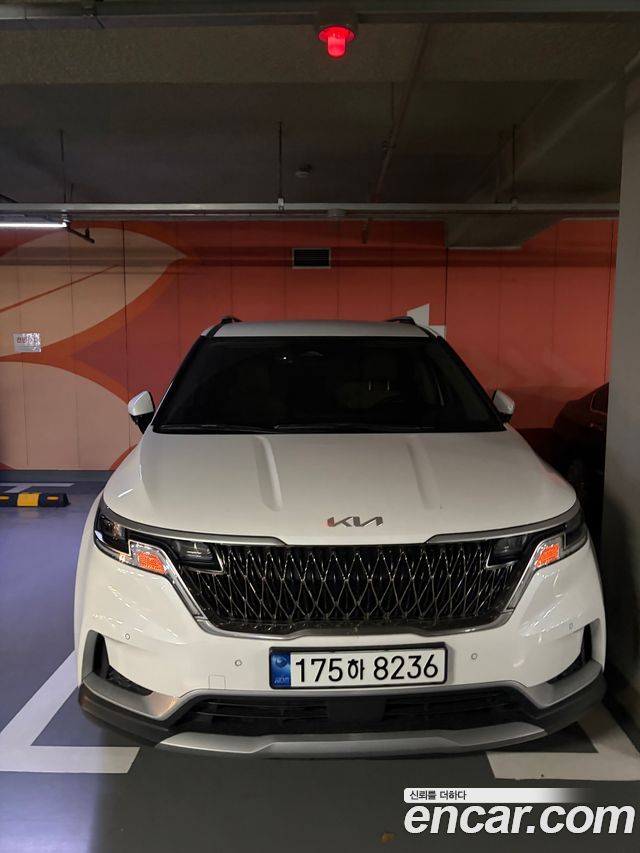 Kia Carnival 9-Seater Prestige — пробег 41000 км