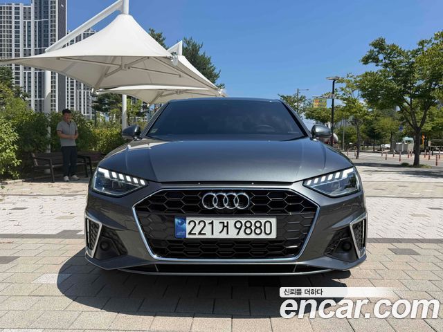 Audi A4 40 TFSI Premium — пробег 44 000 км — фото 3 из 5