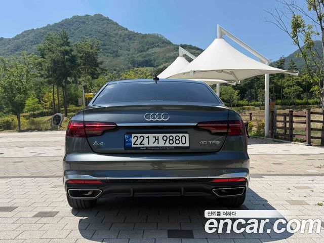 Audi A4 40 TFSI Premium — пробег 44 000 км — фото 4 из 5