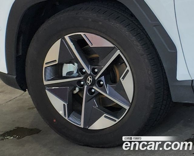 Hyundai Tucson HEV 1.6 2WD Inspiration — пробег 17000 км