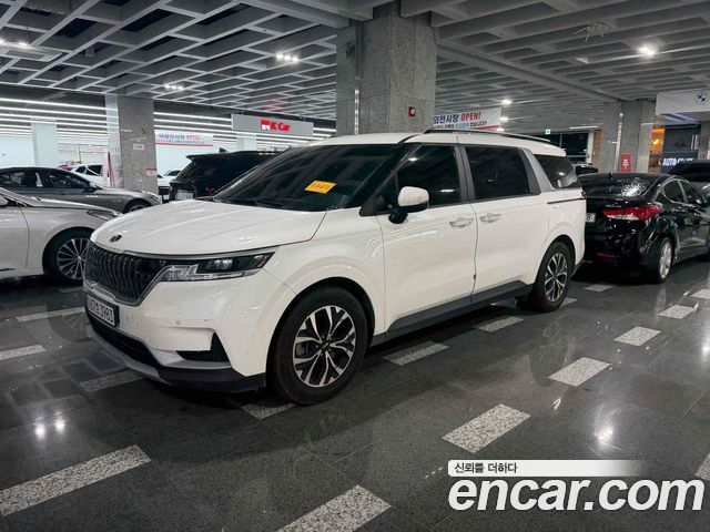 Kia Carnival 9-Seater Prestige — пробег 213954 км