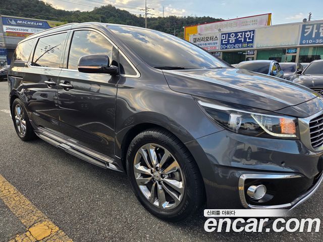 Kia Carnival из Кореи Encar